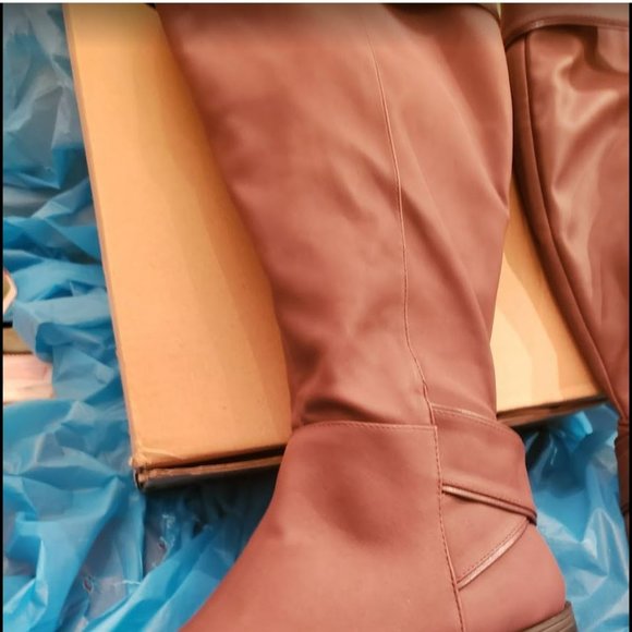 Comfortview Women's Wine Burgundy Wide Calf Boot 8.5 WW NIB ISLA - Picture 2 of 8